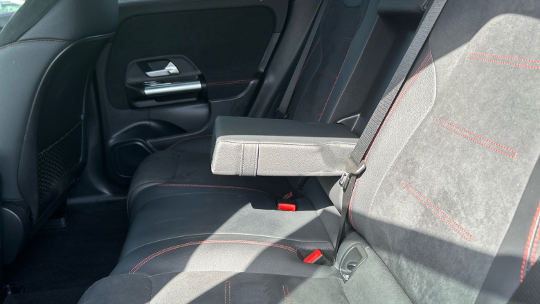 Mercedes-Benz Eqa 350 4M 215kW AMG Line Executive 66.5kWh 5dr At Electric Hatchback